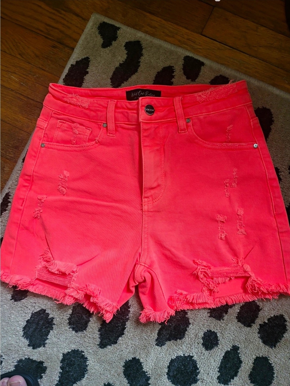 NEW RISEN Women's Coral High Rise Distressed Frayed Hem Denim Cut Off Shorts S